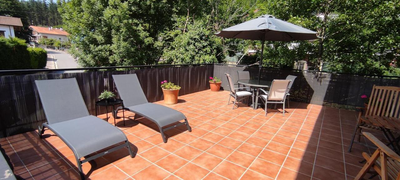 Alojamiento Rural, Jardin, A 25 Minutos De Bilbao, Parking Gratuito Аранцасу Экстерьер фото