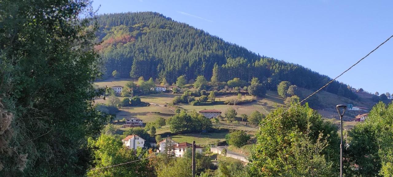 Alojamiento Rural, Jardin, A 25 Minutos De Bilbao, Parking Gratuito Аранцасу Экстерьер фото